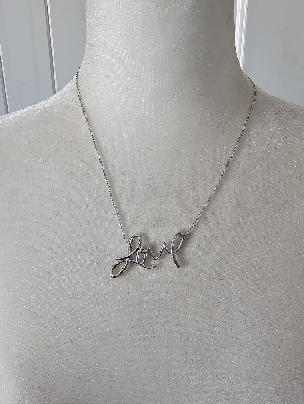 Silver Plated Cursive Love Script Word Pendant Necklace Fashion Jewelry Gift